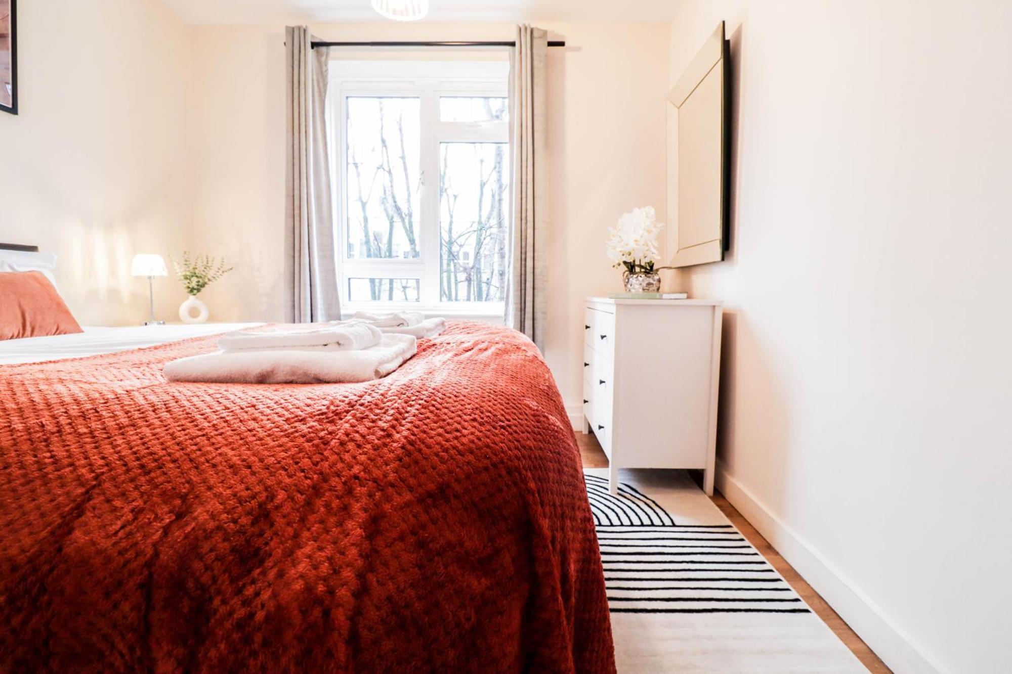 Bright And Well-Kept 2 Bed Flat! Russell Square Apartment London Exterior photo